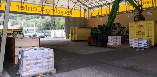 Šotorska hala za sortiranje odpadkov