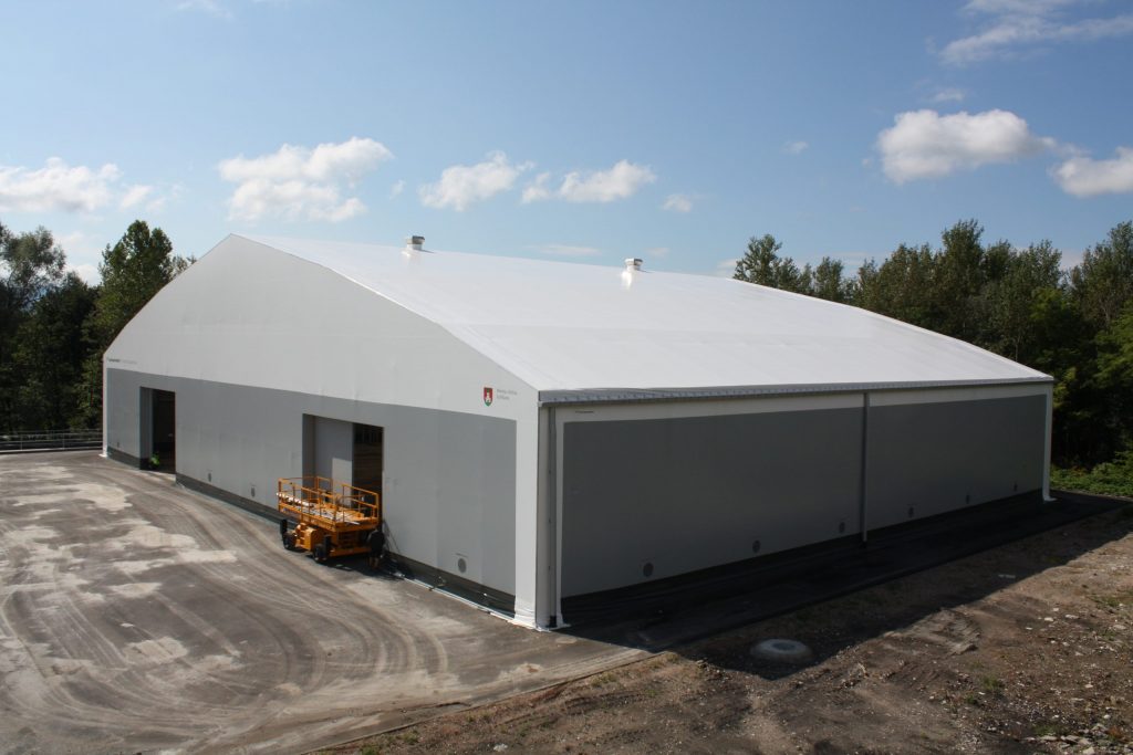 Zelthalle für die Abfallwirtschaft