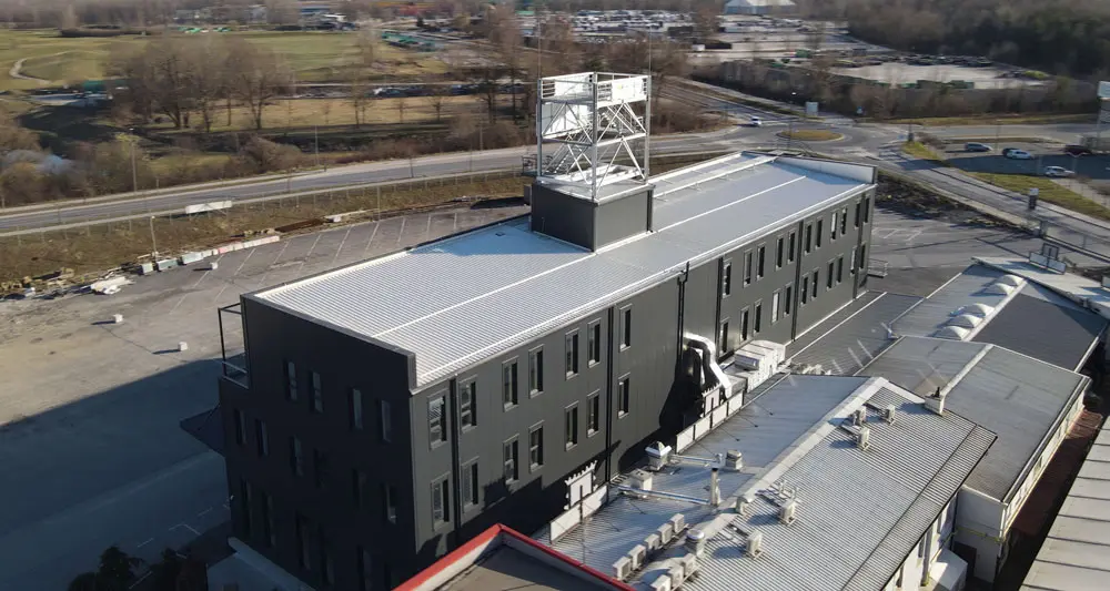 Three-storey multipurpose steel building