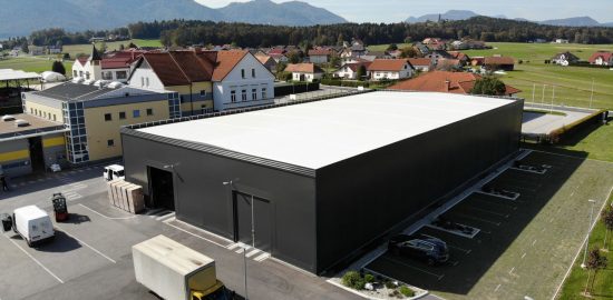 Skladiščna hala Schwarzmann X