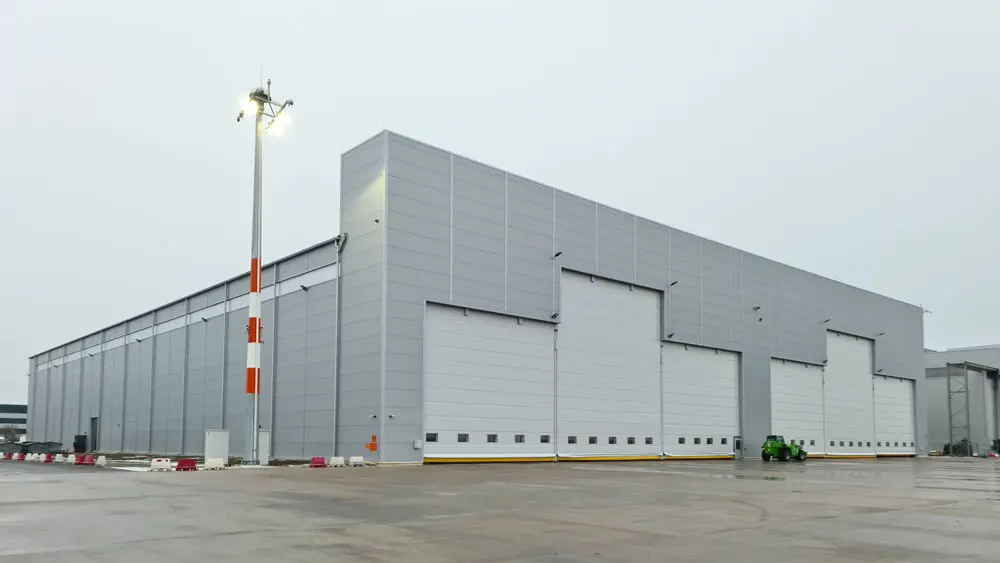 Double MRO hangar