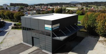 Produktionshalle für Containers