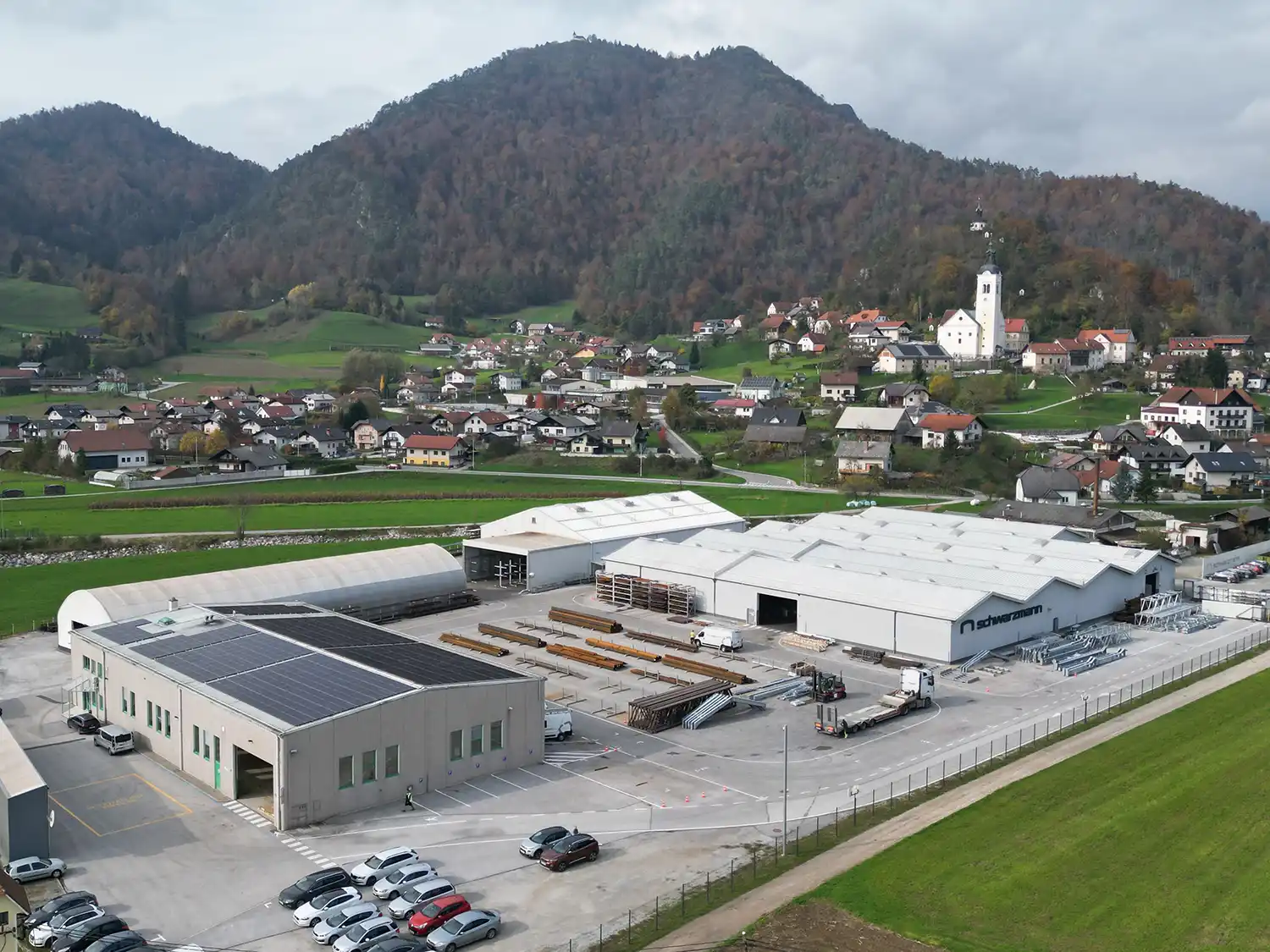Schwarzmann - Polhov Gradec